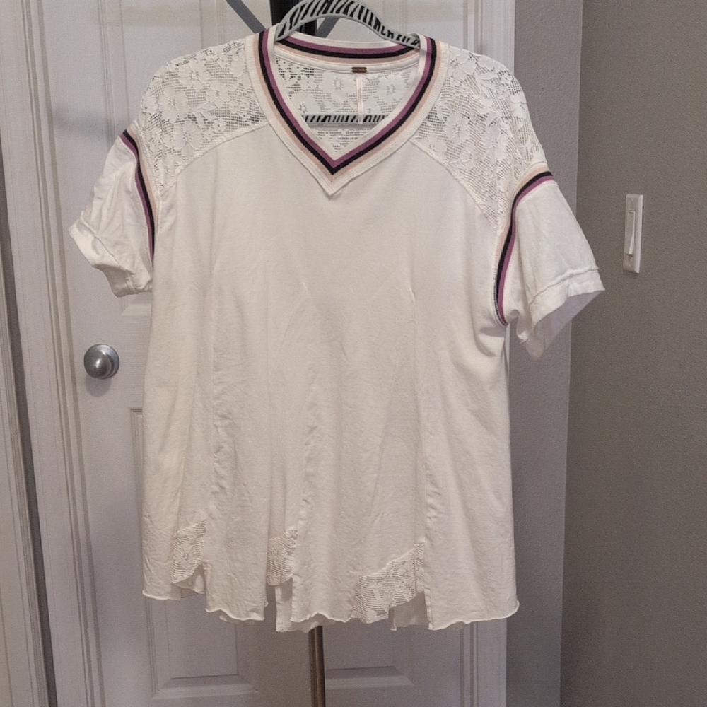 Free People Lace Trim White Top With Purple Black And Beige Sz XS - Picture 3 of 12